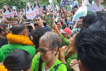 กำนันศักดิ์ ชู  “SURAT FREEDOM” ปล่อยรถแห่ทั่วทุกพื้นที่ ปลุกกระแสอิสระจากอำนาจเก่า ขุมกำลังพรึบ!