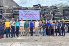 ผู้ประกอบการโรงไฟฟ้าชีวมวล คิดดี ทำดี ส่งมอบยางรถตัก จาก จ.สุราษฎร์ธานี สู่ จ.สุรินทร์ ร่วมกันปกป้องรั้วของชาติ