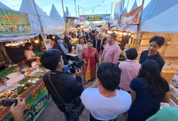 การท่องเที่ยวแห่งประเทศไทย เปิดเทศกาลงาน Fin Food Festival @Centralplazasuratthani
