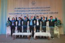 พรรคประชาธิปัตย์จัดประชุมสมาชิกฯเพื่อรับฟังความคิดเห็น การสรรหาผู้สมัคร ส.ส.ทั้งแบ่งเขต และบัญชีรายชื่อ บรรยากาศเป็นไปอย่างคึกคัก สมาชิก 300  กว่าคน ยกมือรับรองกันพรึบ!