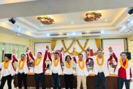 พรรคเพื่อไทยเขต1สุราษฎร์ฯ จัดประชุมสมาชิกสรรหาผู้ประสงค์จะลงสมัคร สส.แบบแบ่งเขต และแบบบัญชีรายชื่อพร้อมประกาศปักธง สส.ในพื้นที่สุราษฎร์ธานี
