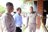 ผู้ว่าฯ สุราษฎร์ธานีตรวจเยี่ยมหน่วยเลือกตั้งสมาชิกสภาผู้แทนราษฎร เบื้องต้นไม่พบข้อร้องเรียนการกระทำผิดกฎหมายเลือกตั้ง ประชาชนยังคงทยอยออกมาใช้สิทธิอย่างต่อเนื่อง
