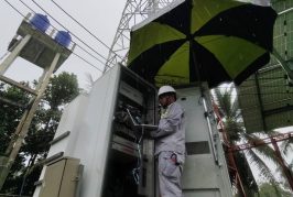 เอไอเอส ส่งทีมวิศวกรลงพื้นที่ภาคใต้ หลัง ปภ. แจ้งเตือนฝนตกหนัก–น้ำท่วมฉับพลัน ลุยตรวจสถานีฐาน ดูแลโครงข่ายมือถือ–เน็ตบ้านในพื้นที่เสี่ยงตลอด 24 ชั่วโมง