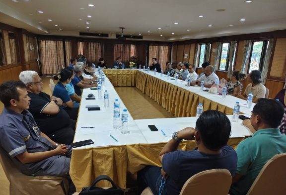 สำนักงานคุ้มครองสิทธิมนุษยชน ลงพื้นที่สุราษฎร์ฯ รับฟังข้อคิดเห็นการก่อสร้างทางต่างระดับแยกท่ากูบ เสียงส่วนใหญ่คัดค้านการสร้างสะพาน ทำลายเศรษฐกิจ และภูมิทัศน์เมือง