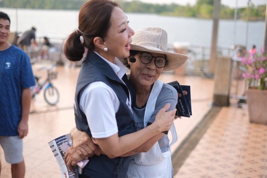 กานสินี (ตุ๊ก) เผย! สวมเสื้อภูมิใจไทยนโยบายโดนใจประชาชน ได้รับการตอบรับที่ดี พร้อมเดินหน้าทำงานให้ประชาชน