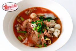 ตามไปชิม!! “เกี๊ยวปลาป้าทรง” ร้านเล็กๆ แต่แน่นด้วยคุณภาพ ที่ตลาดบ้านนาเดิม  วัตถุดิบสด ใหม่ อร่อย ราคาจับต้องได้