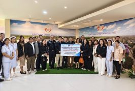 วบส.รุ่นที่1 ร่วมกับ กองบิน 7 สุราษฎร์ธานีจัดกิจกรรมร้อยใจปันรัก สรรสร้างรอยยิ้ม พร้อมนำคณะร่วมจัดกิจกรรม CSR ช่วยเหลือสังคมในพื้นที่จังหวัดสุราษฎร์ธานี 3 หน่วยงาน เป็นจำนวนเงินค่ากว่า 6 แสนบาท